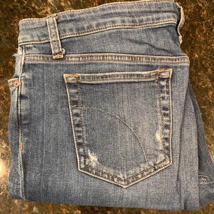 Joes jeans distressed boyfriend jean